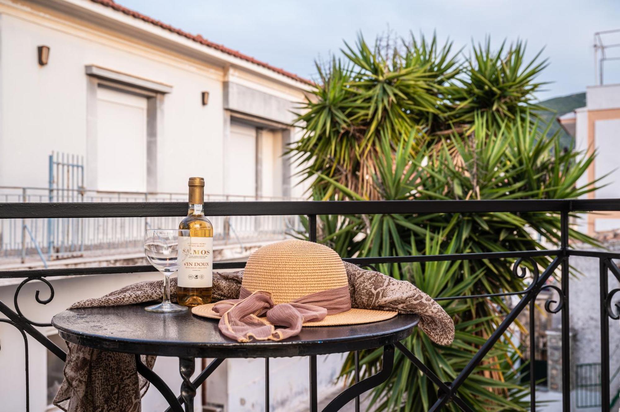 Emily Hotel Agia Paraskevi  외부 사진
