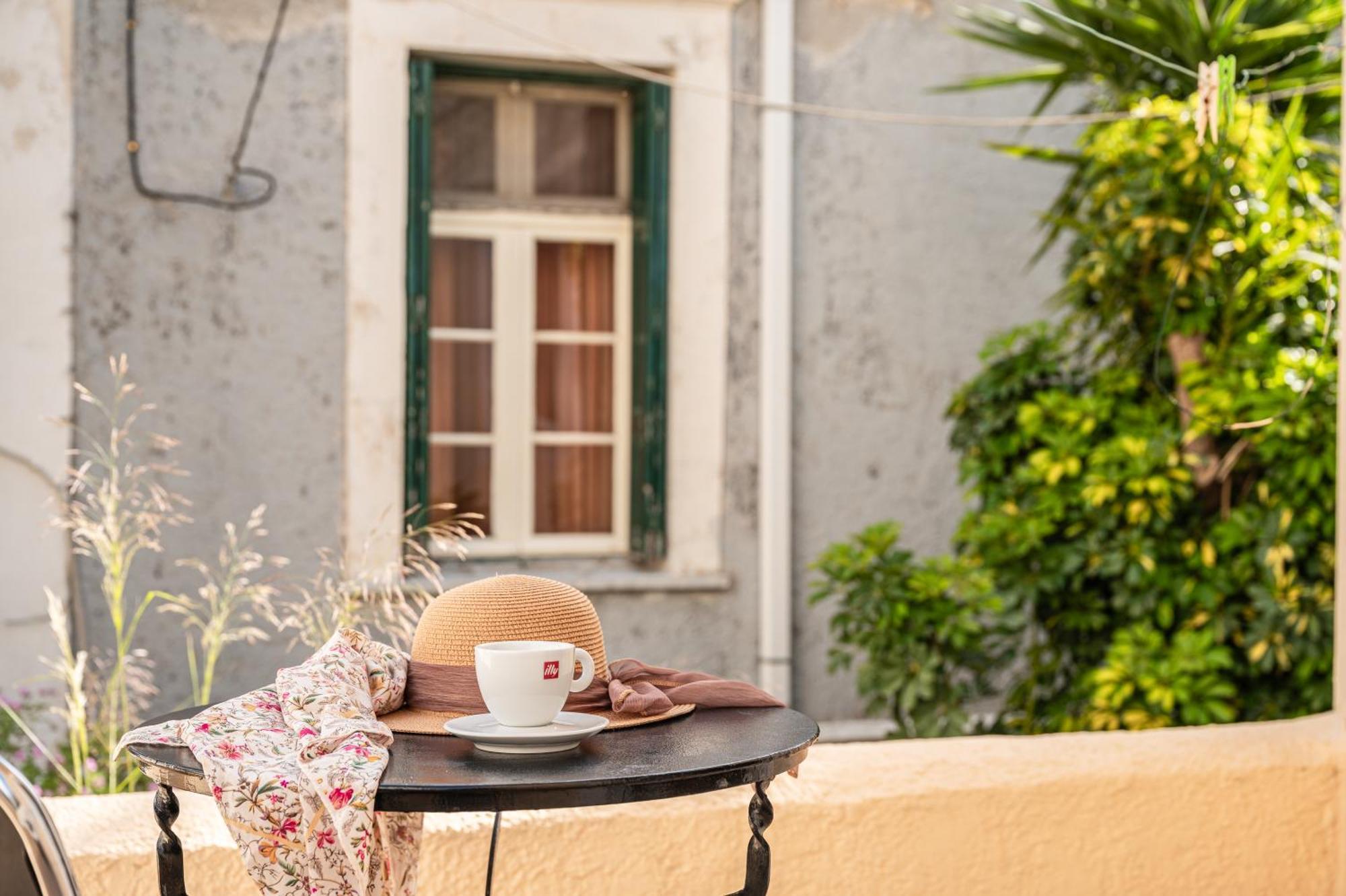 Emily Hotel Agia Paraskevi  외부 사진
